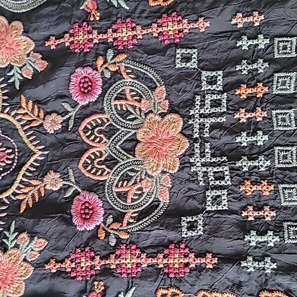 Johnny Was Vanna Embroidered Blouse - Picture 10 of 12